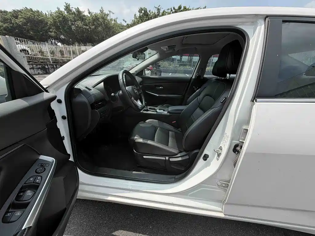 Nissan Sylphy — миниатюра 5