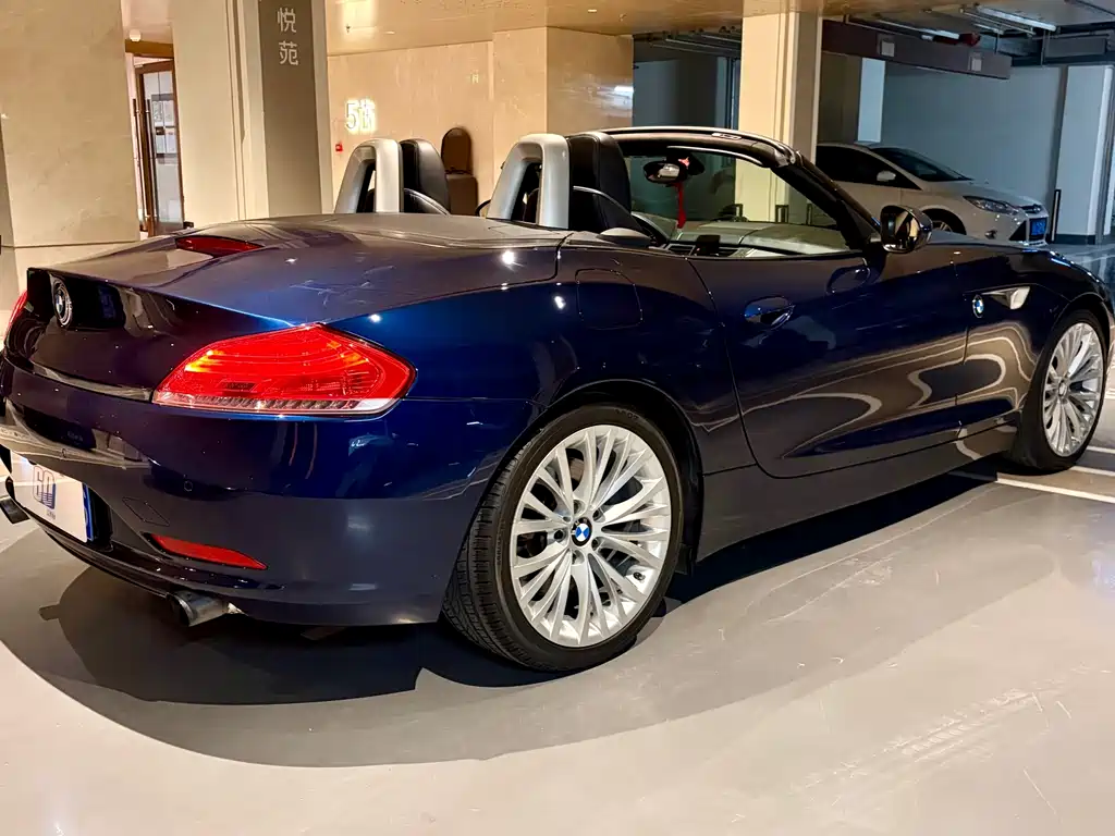 BMW Z4 — миниатюра 8