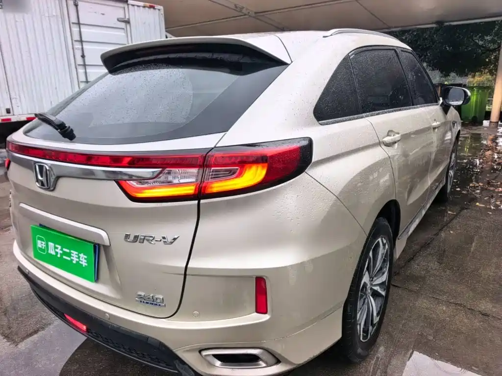 Honda UR-V — миниатюра 8