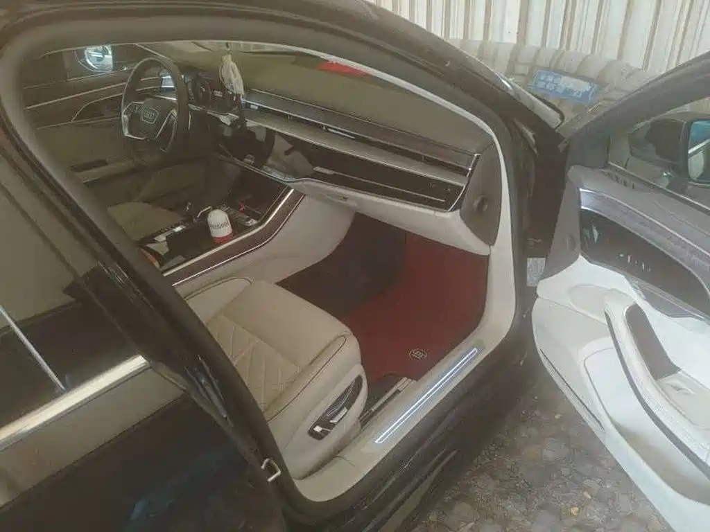 Audi A8 — миниатюра 5