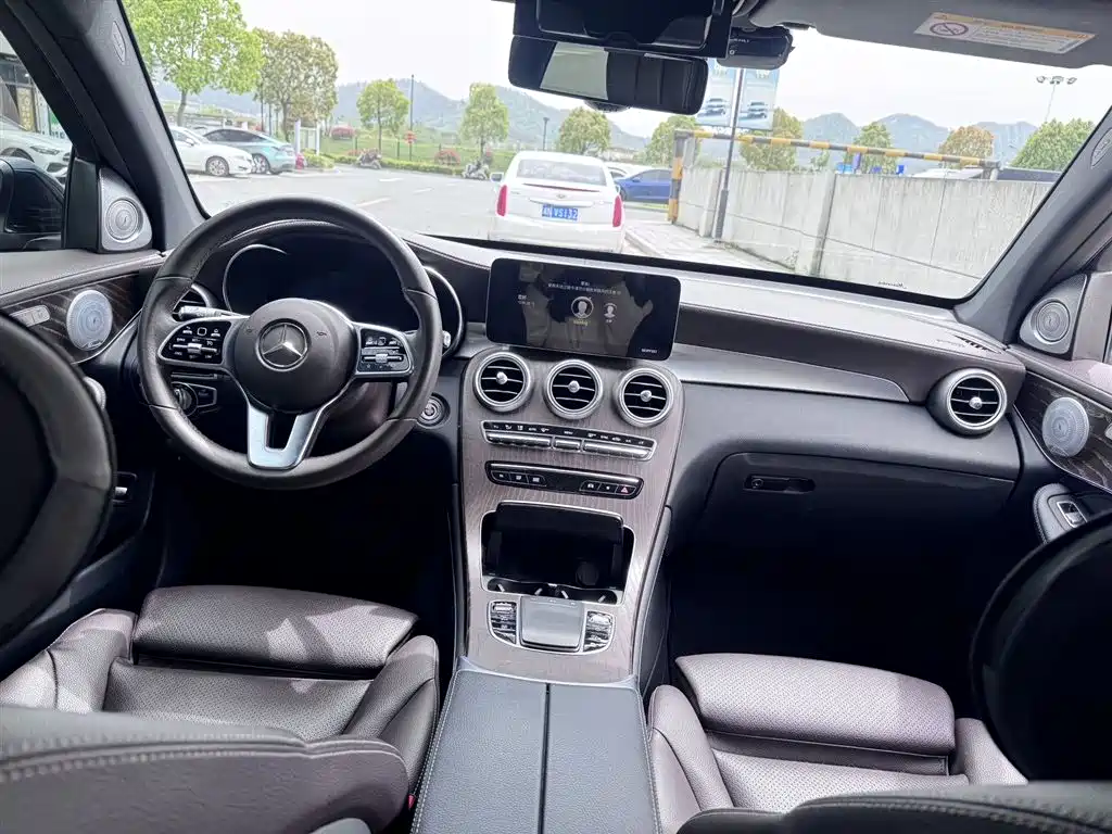 Mercedes-Benz GLC 2020 GLC 300 L 4MATIC