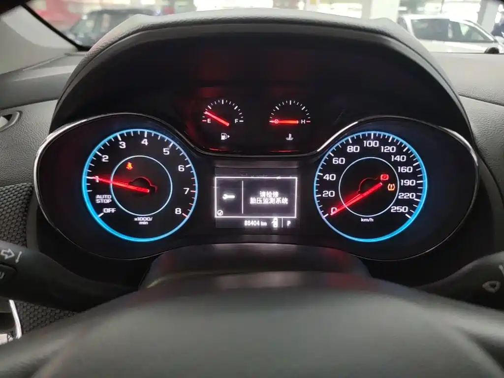 Chevrolet Cruze — миниатюра 12
