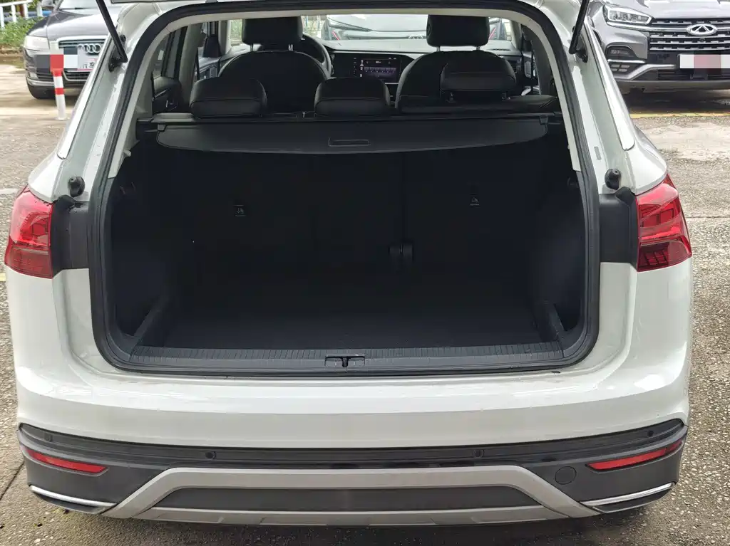 Volkswagen Tayron — миниатюра 6