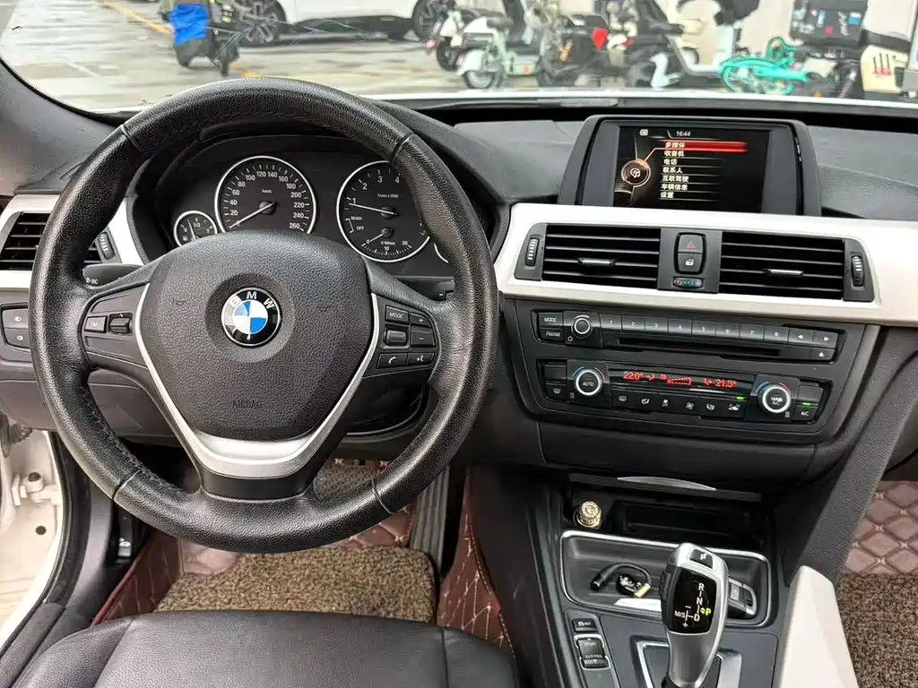 BMW 3 Series GT — миниатюра 9