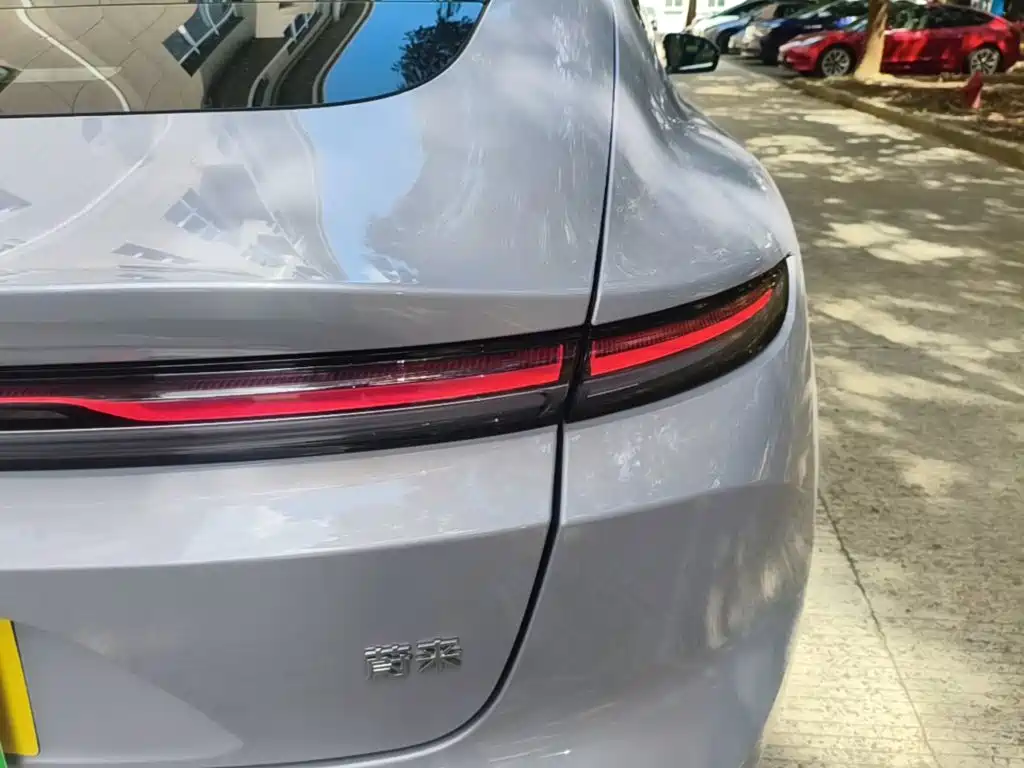 NIO ET5 — миниатюра 8