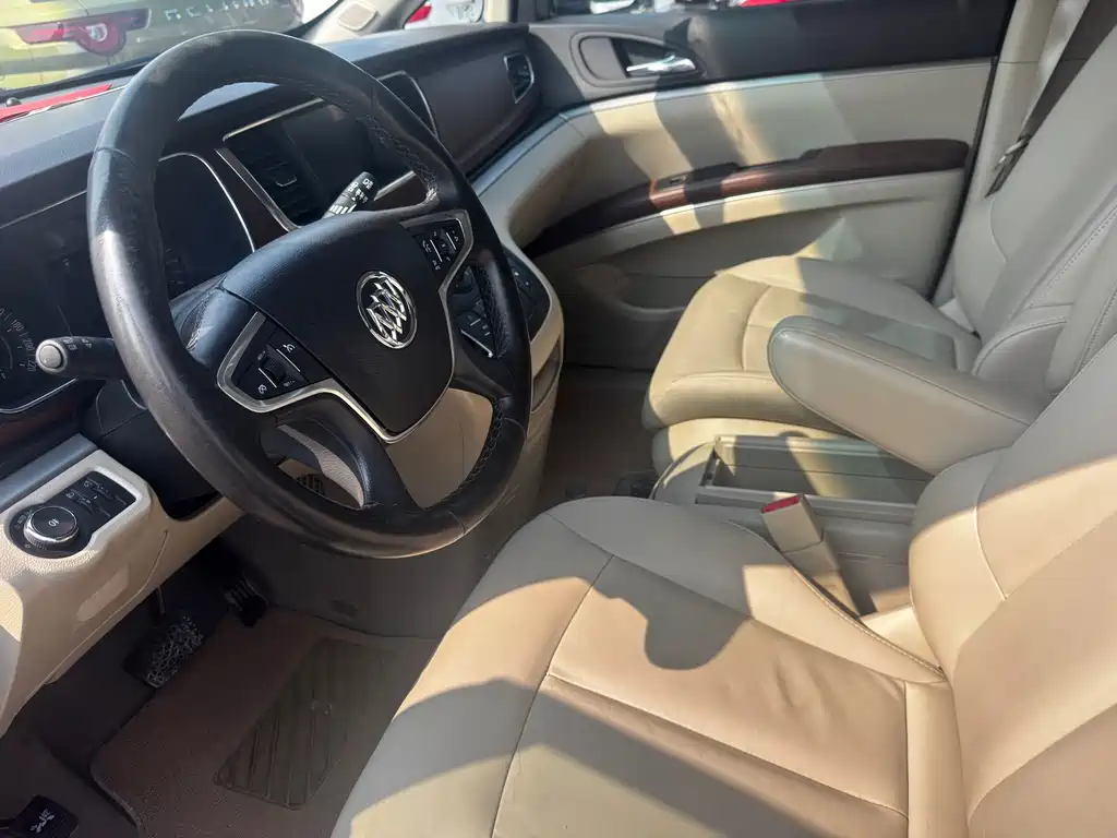 Buick GL8 — миниатюра 4