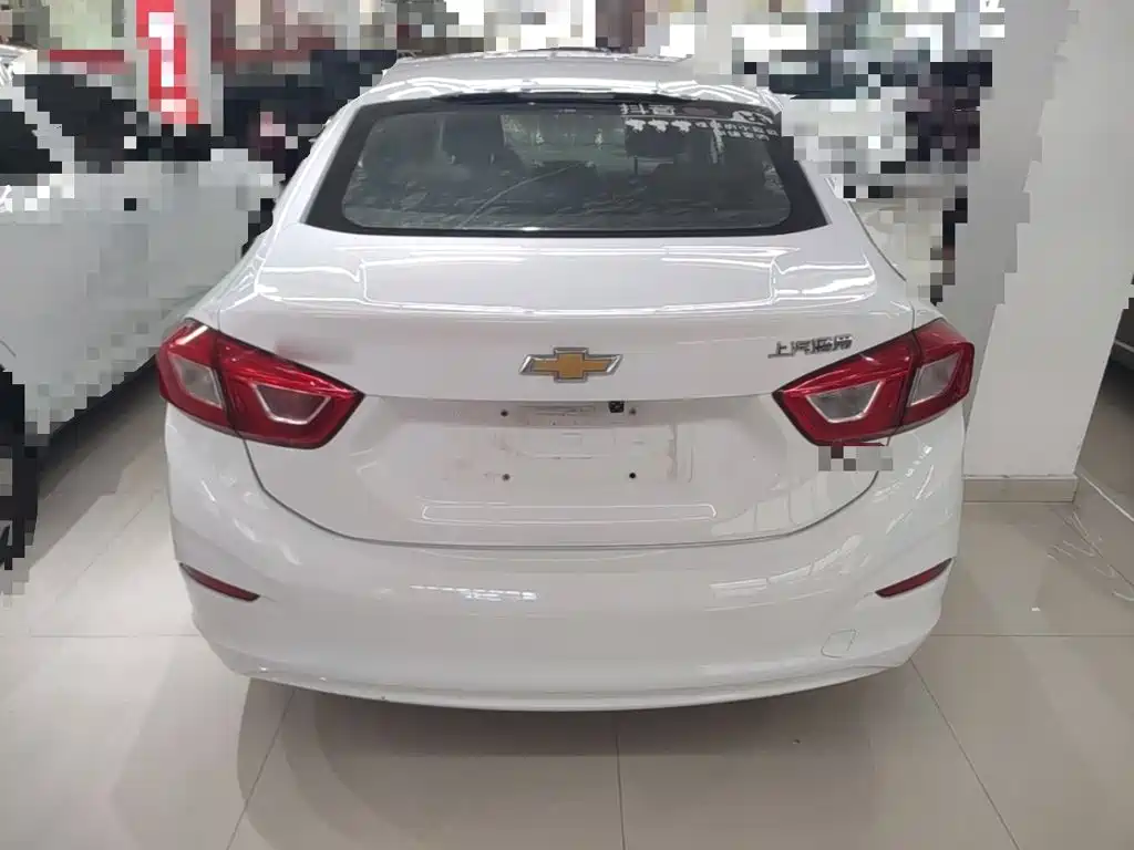 Chevrolet Cruze — миниатюра 6