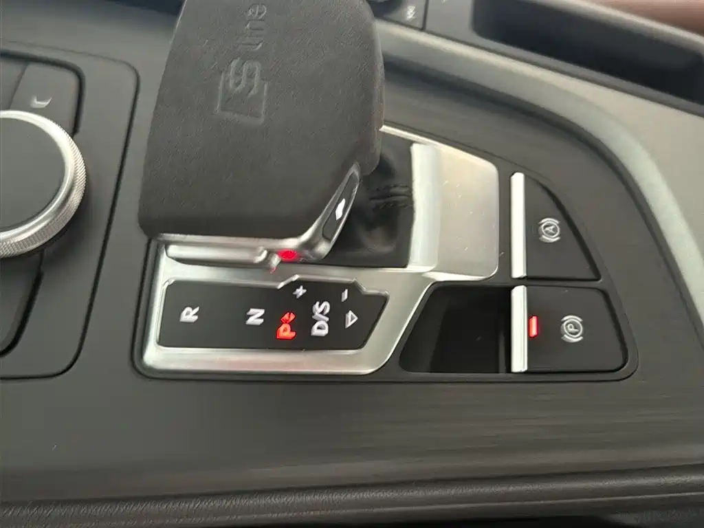 Audi A4L — миниатюра 3