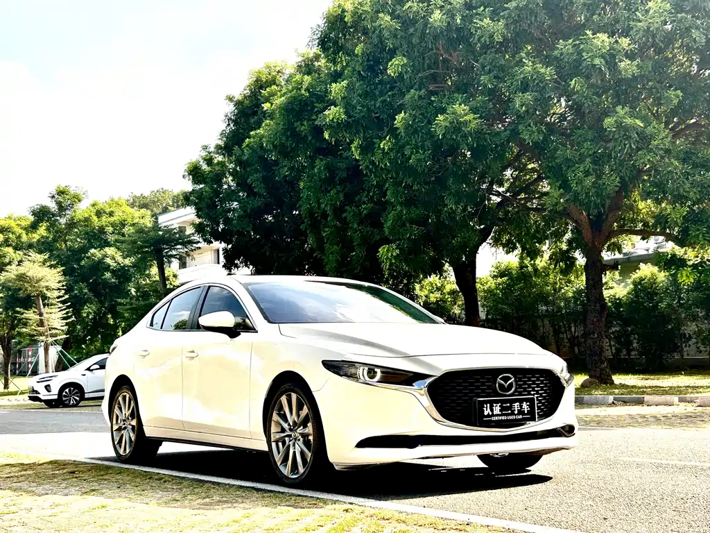 Mazda 3 Axela — миниатюра 3