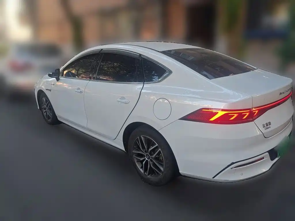 BYD Qin PLUS — миниатюра 5