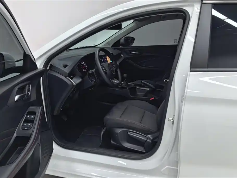 MG 5 2023 180DVVT MT