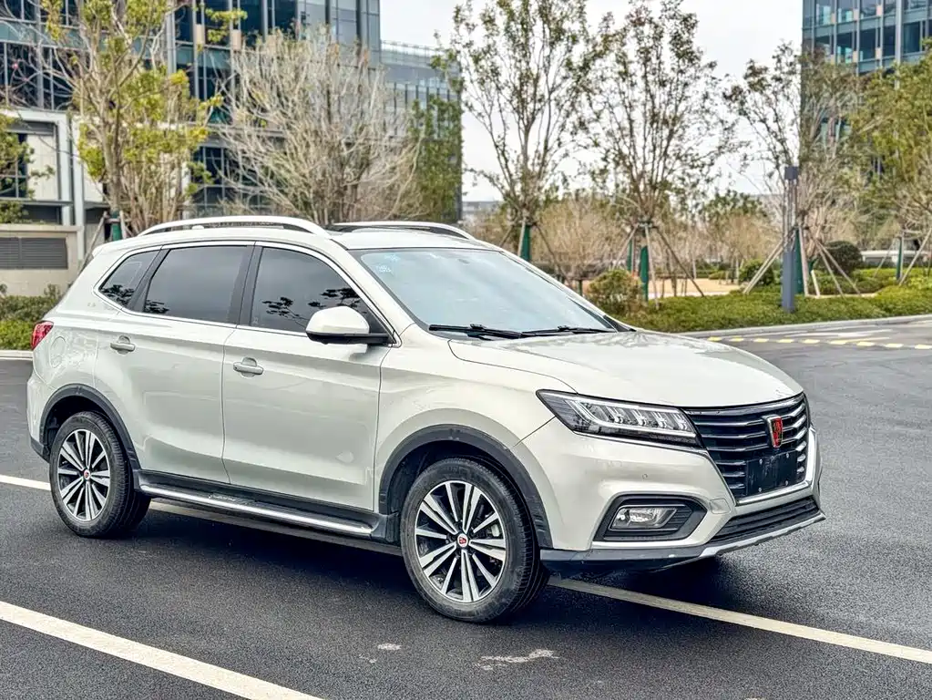 ROEWE RX5 NEW ENERGY