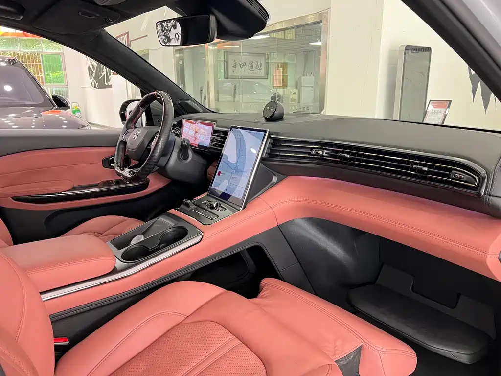 NIO EC6 — миниатюра 16