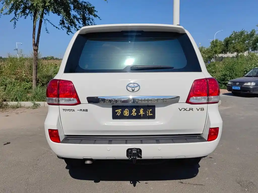 Toyota Land Cruiser — миниатюра 4