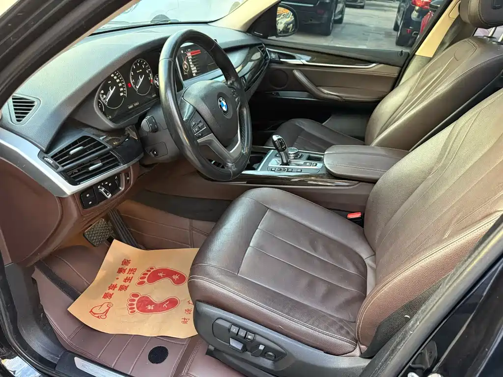BMW X5 (Import) — миниатюра 6