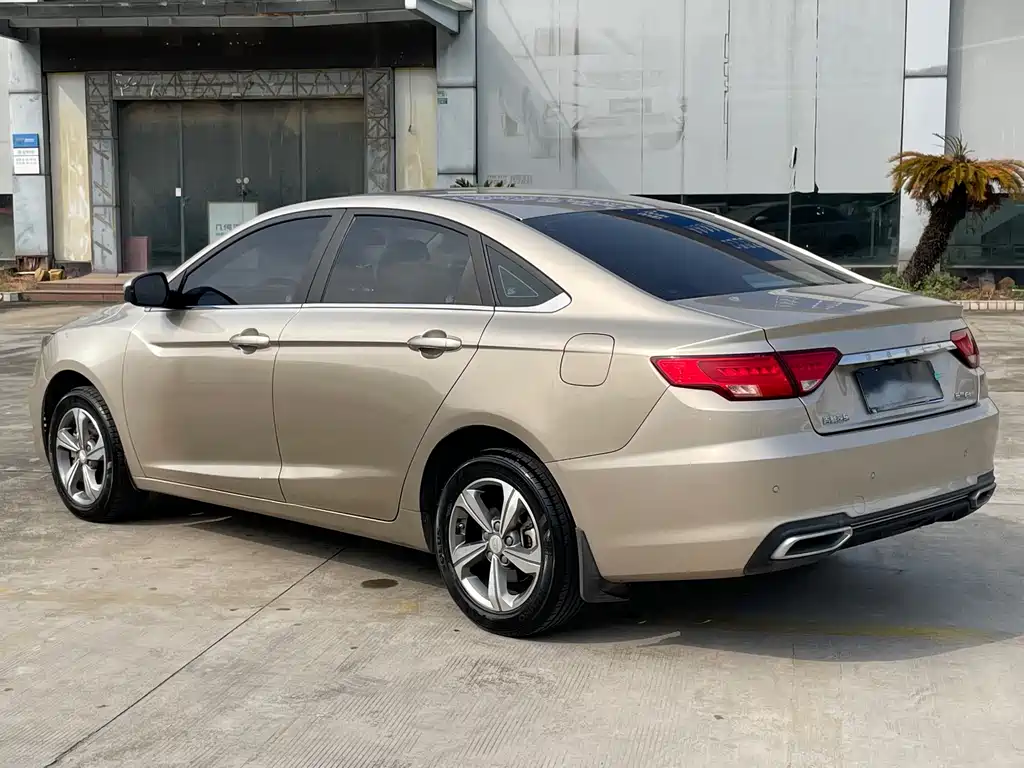 Geely Emgrand GL — миниатюра 7