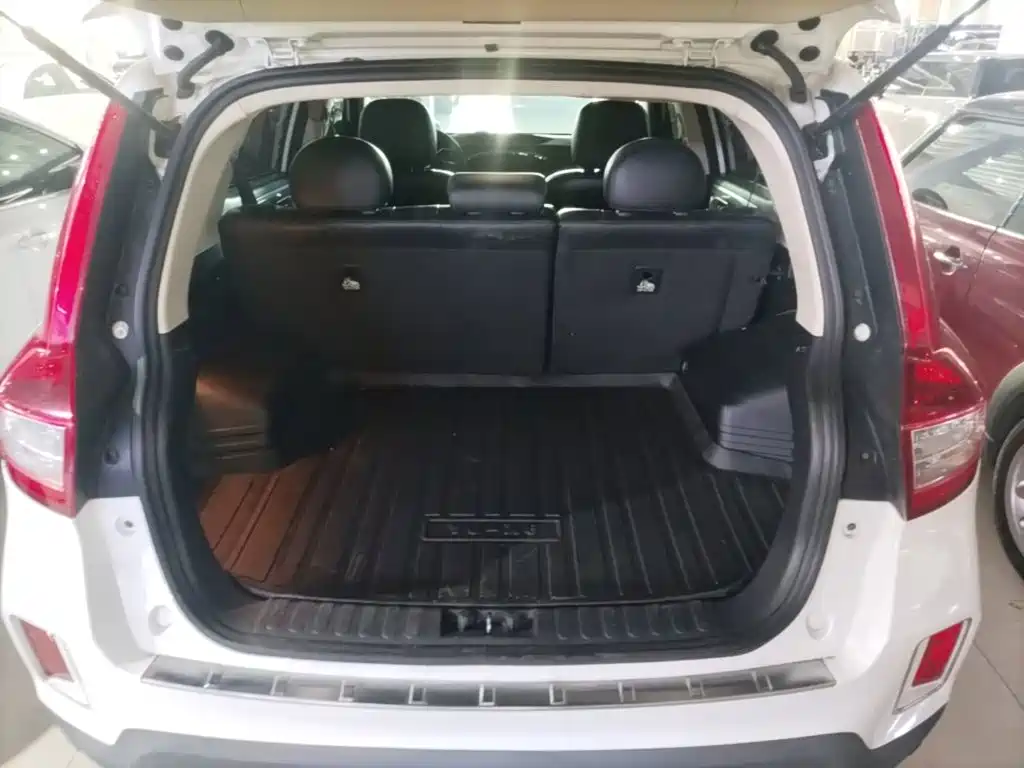 Geely Vision X6 — миниатюра 19
