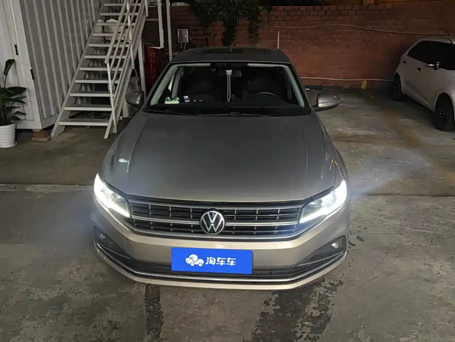 Volkswagen Bora — миниатюра 2