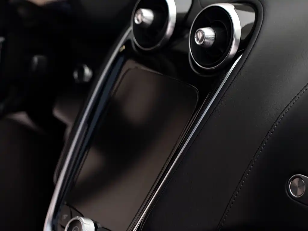 McLaren GT — миниатюра 14