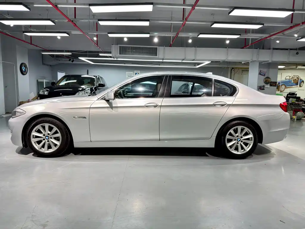 BMW 5 Series 5 2011 520Li Elegant