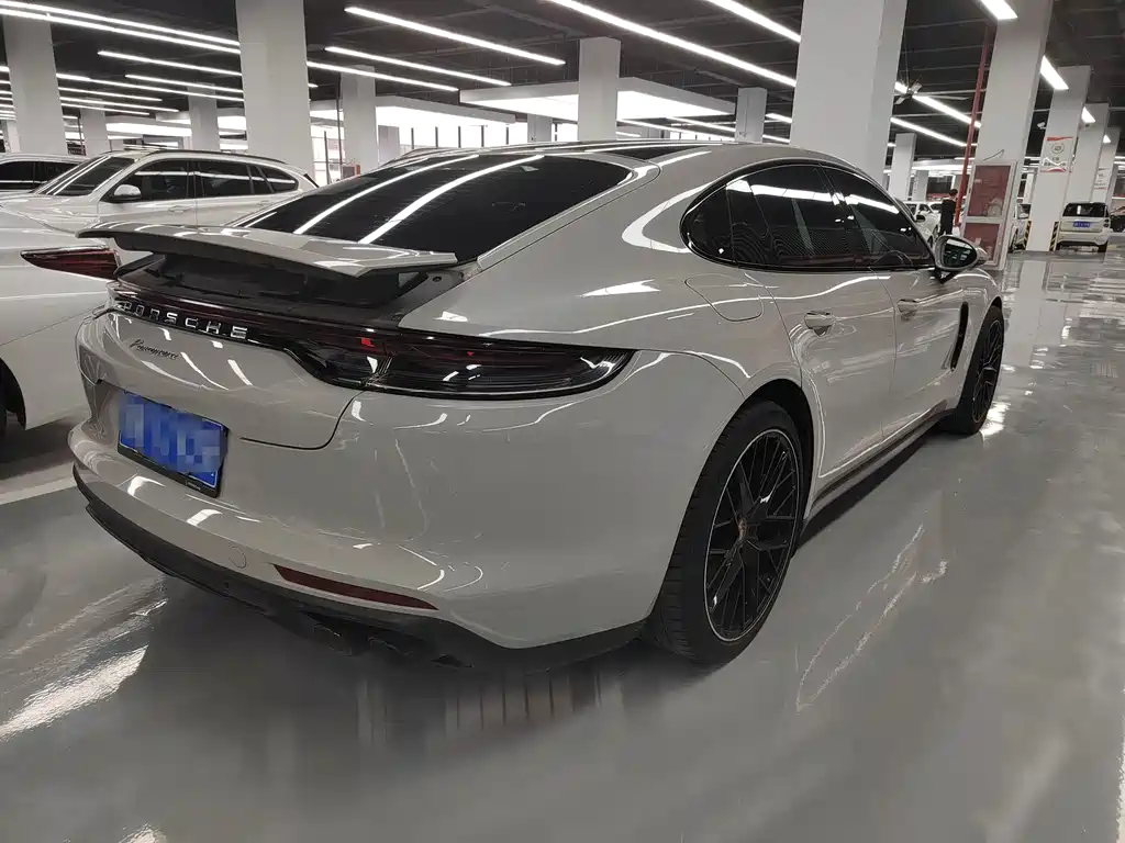 Porsche Panamera — миниатюра 15