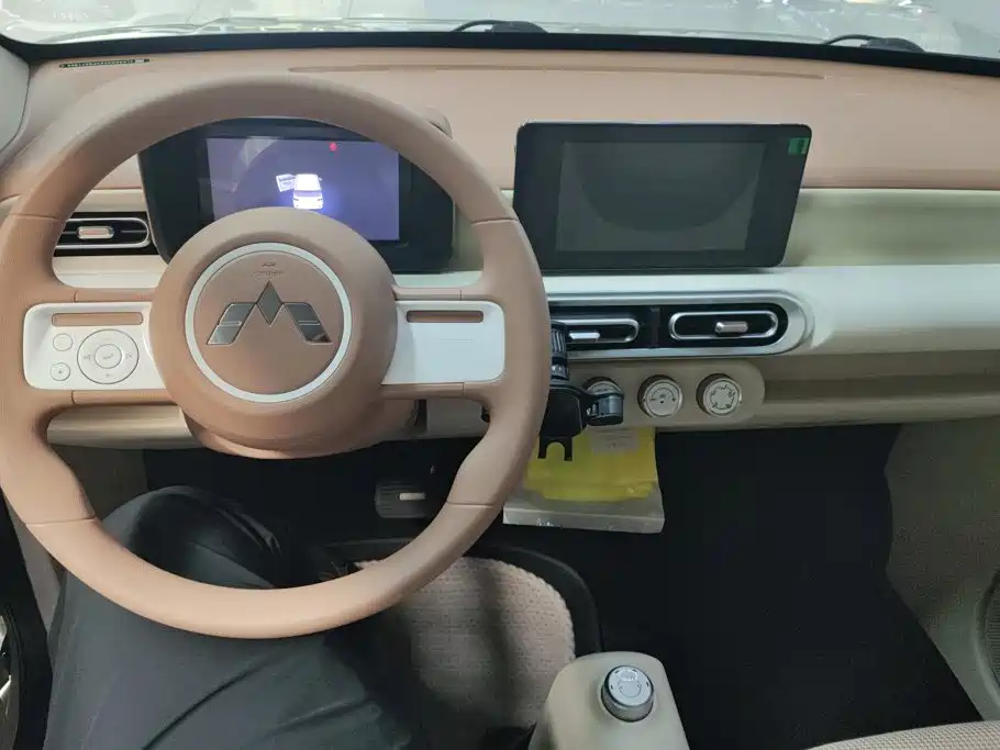 Wuling MINIEV — миниатюра 12