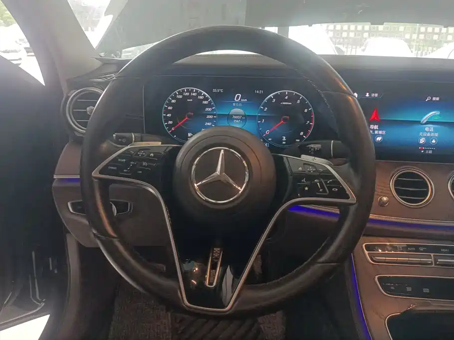 Mercedes-Benz E-Class — миниатюра 15