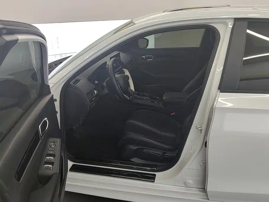 Honda Civic — миниатюра 9
