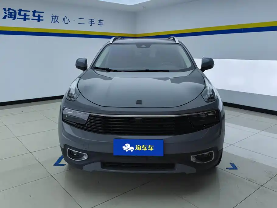 Lynk & Co 01 — миниатюра 2