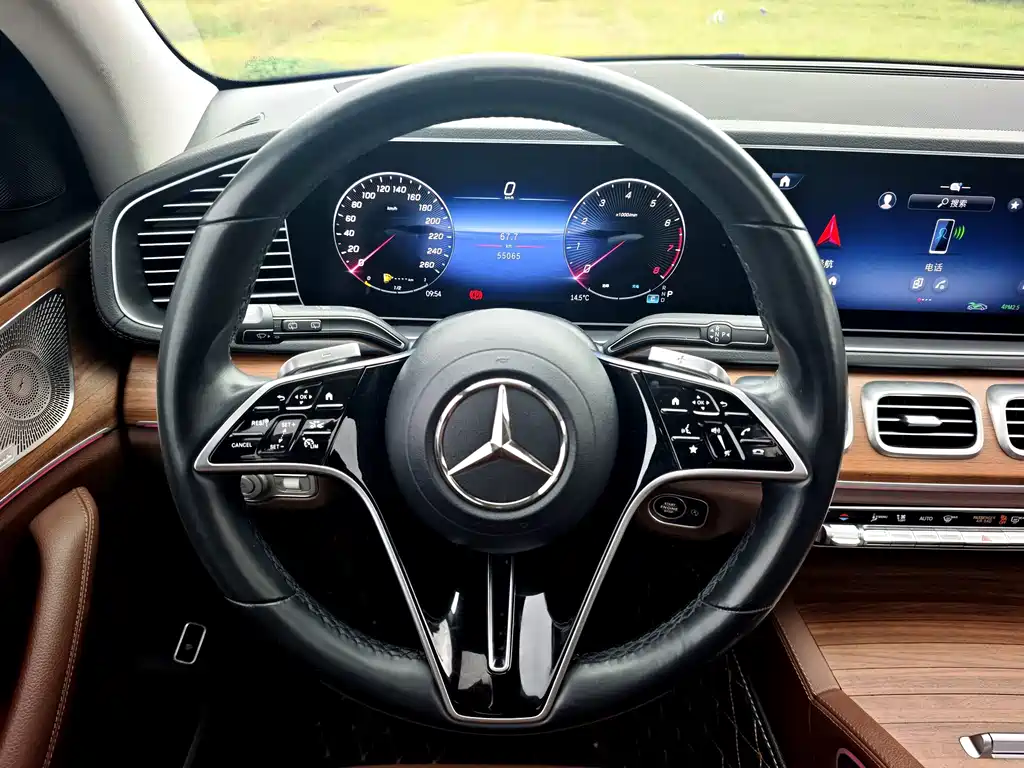 Mercedes-Benz GLE (Import) — миниатюра 11
