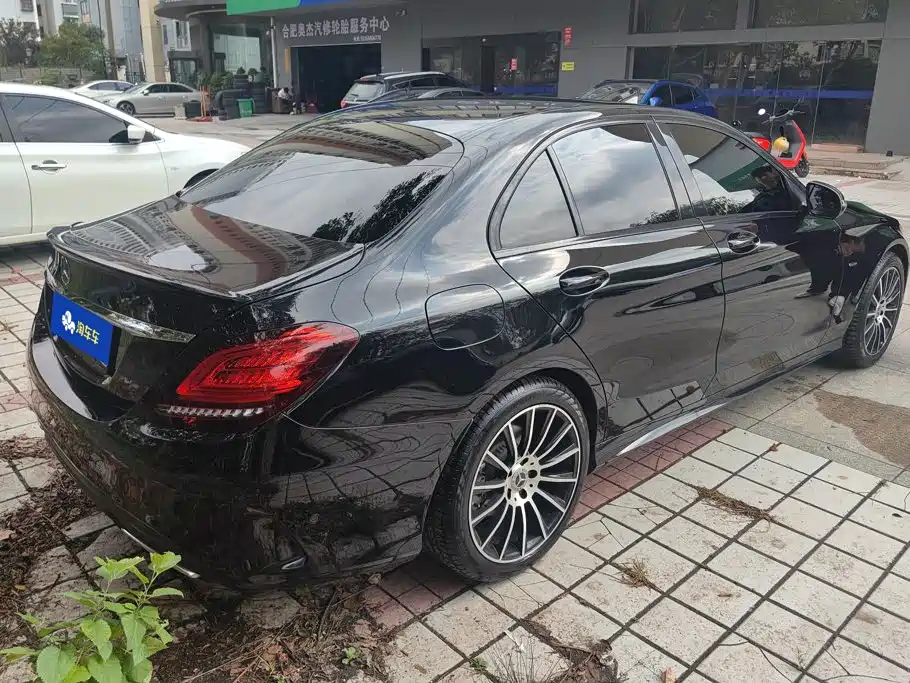 Mercedes-Benz C-Class — миниатюра 3