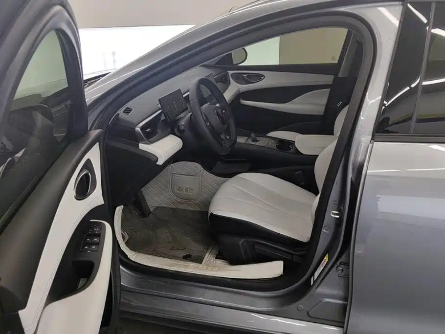 BYD Seal 05 DM-i — миниатюра 9