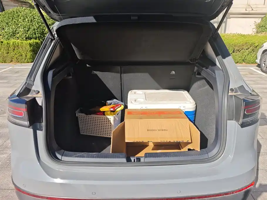 Volkswagen Tharu — миниатюра 4