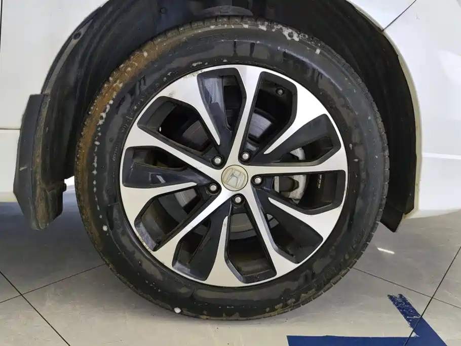 Honda Avancier — миниатюра 6