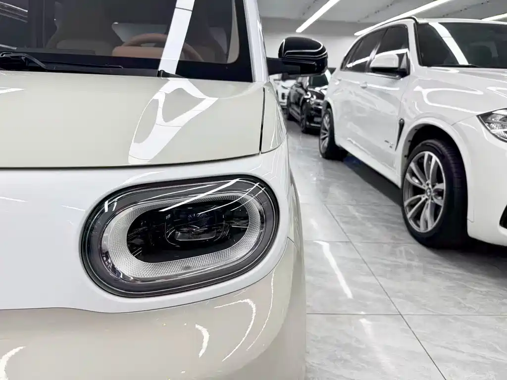 Wuling MINIEV — миниатюра 20