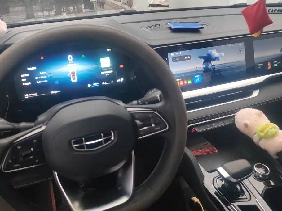Geely Xingyue L — миниатюра 12