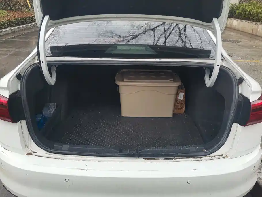 Volkswagen Bora — миниатюра 4