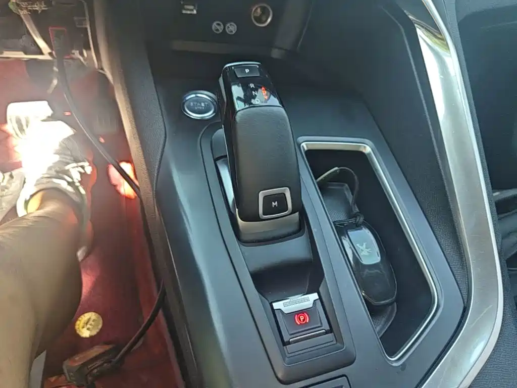 Peugeot 4008 — миниатюра 14