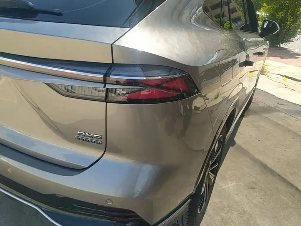 Roewe RX5 — миниатюра 8