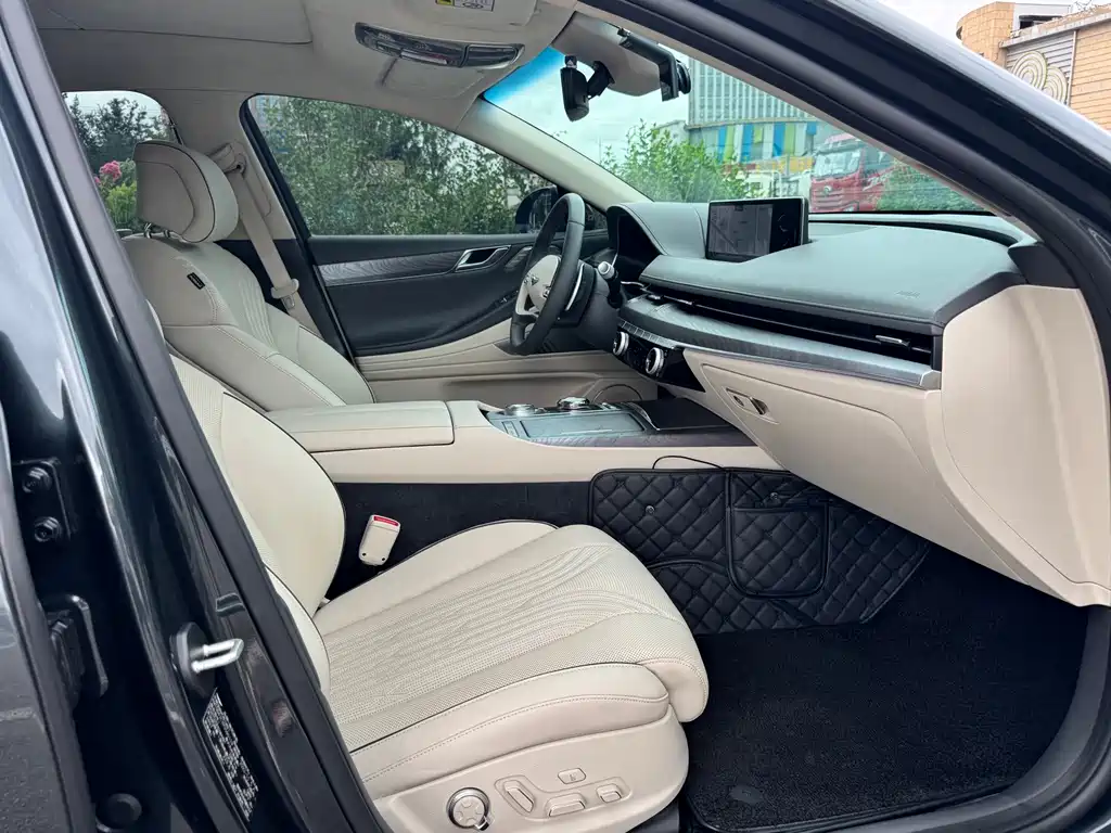 Genesis G80 — миниатюра 14