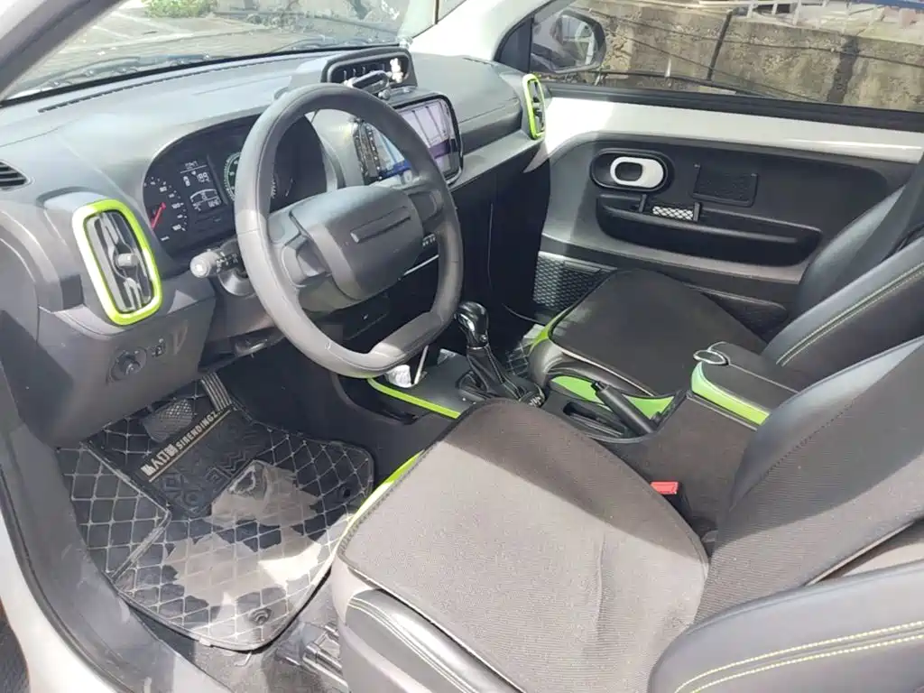 Roewe Clever — миниатюра 15