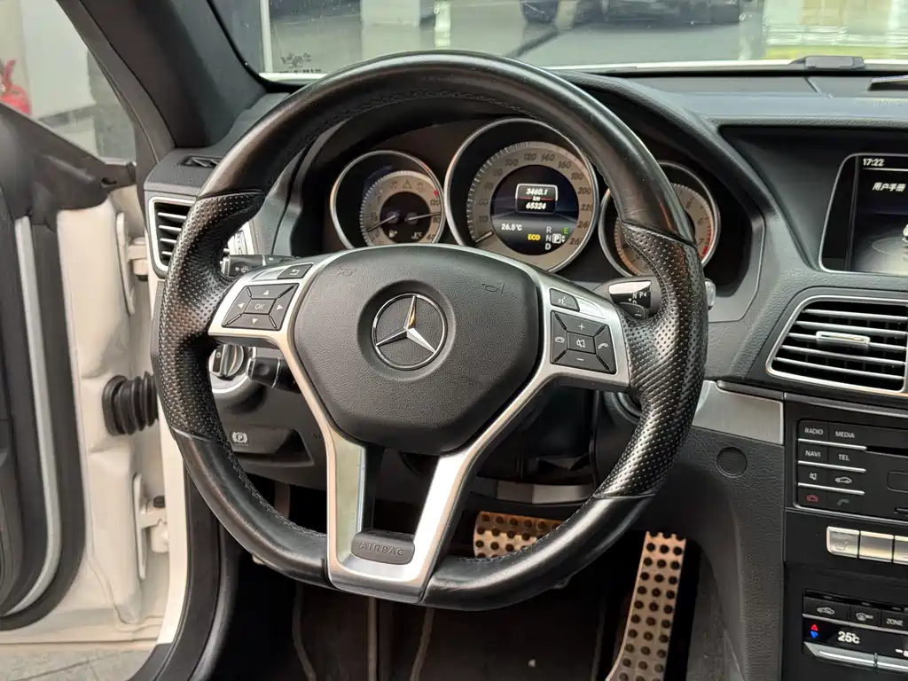 Mercedes-Benz E-Class (Import) — миниатюра 14