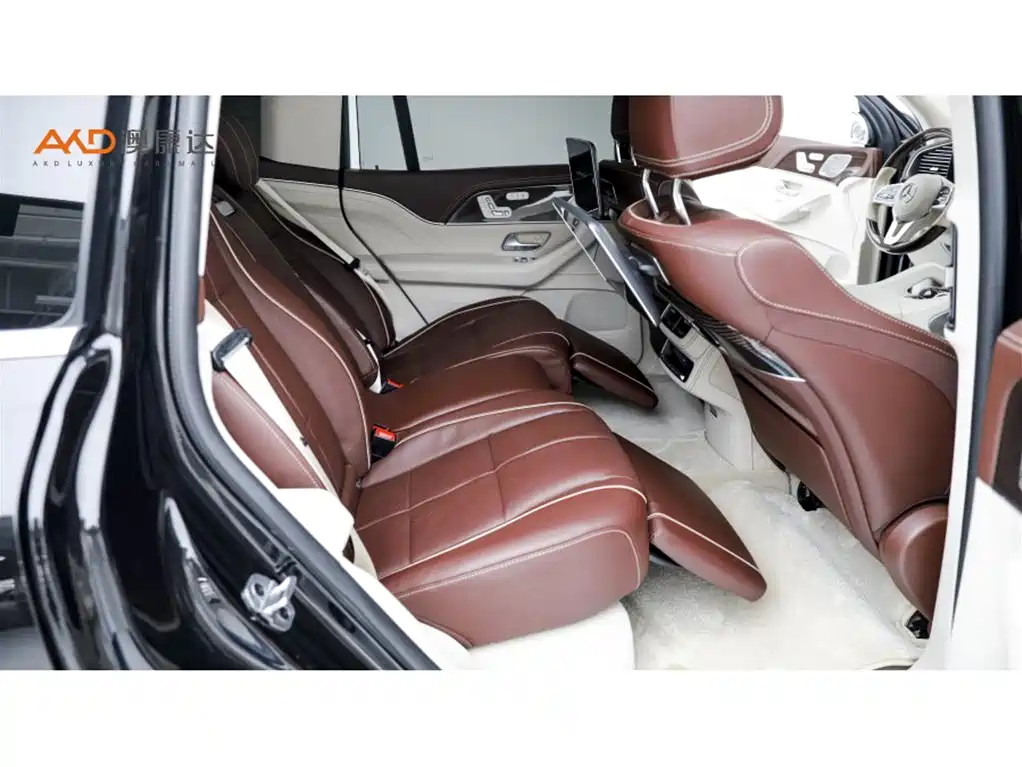 Mercedes-Benz GLS — миниатюра 8