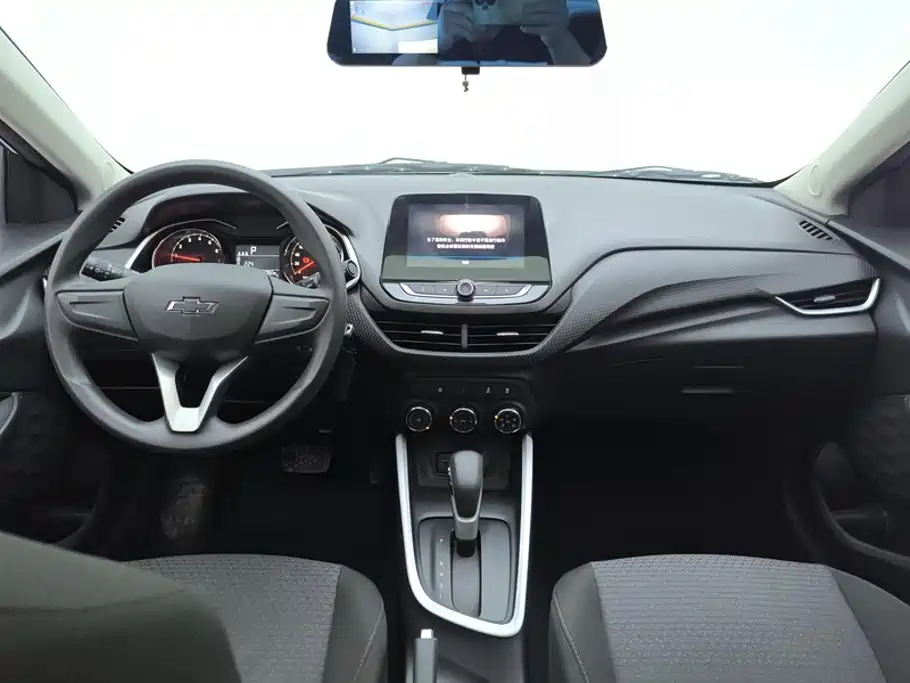 Chevrolet Cavalier — миниатюра 12