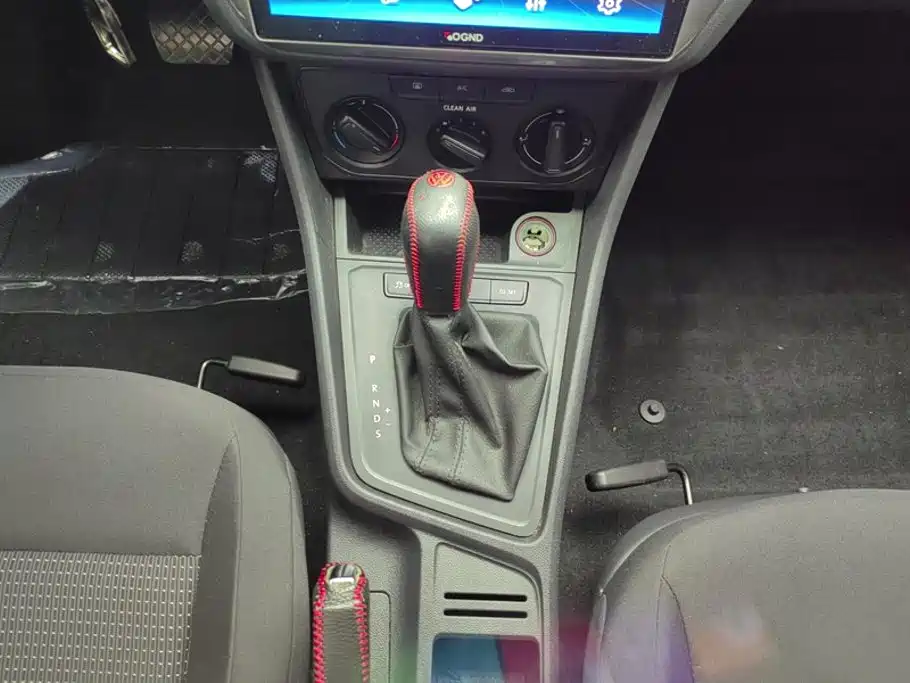 Volkswagen Lavida — миниатюра 16