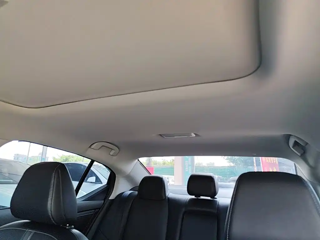 Nissan Sylphy — миниатюра 18