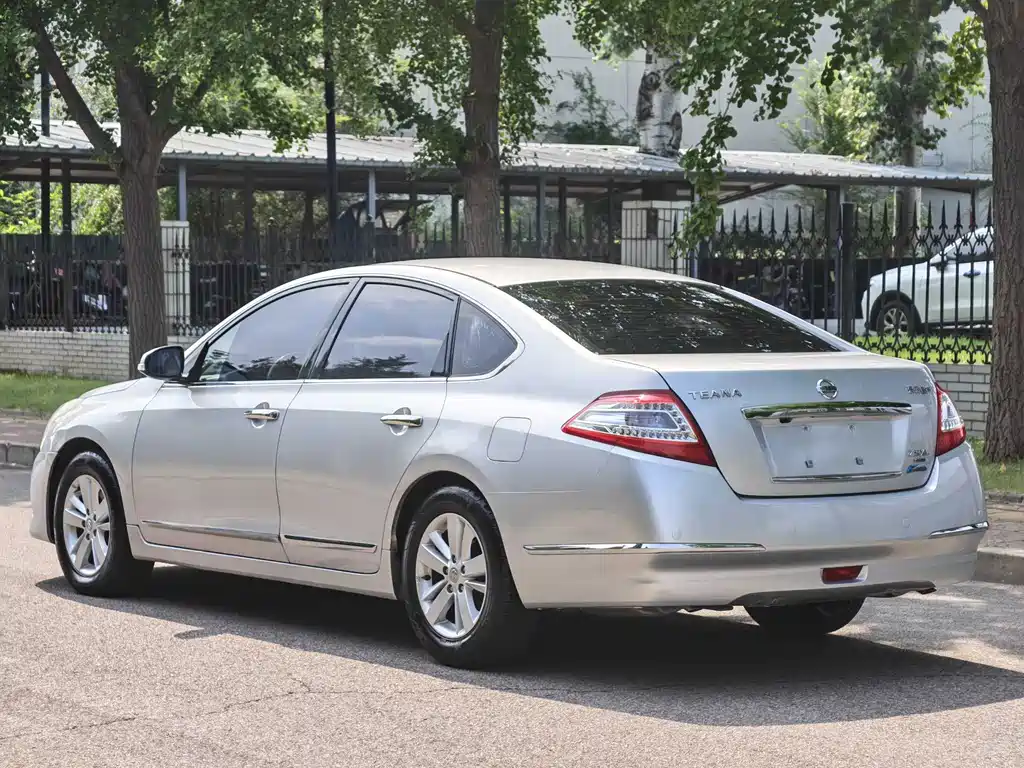 Nissan Teana — миниатюра 24