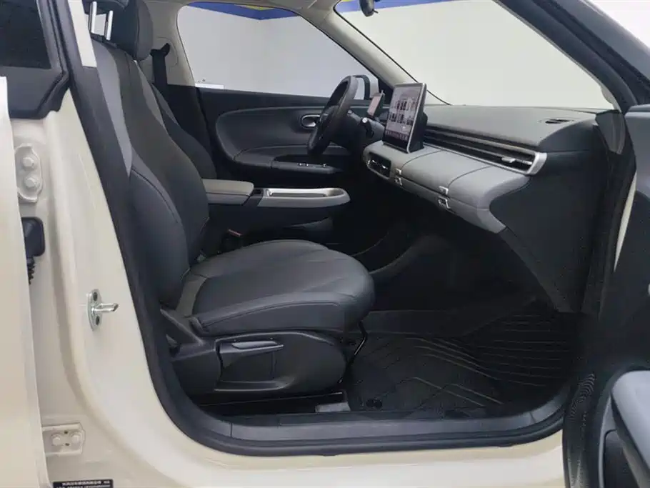 Dongfeng 01 2024 330 Air
