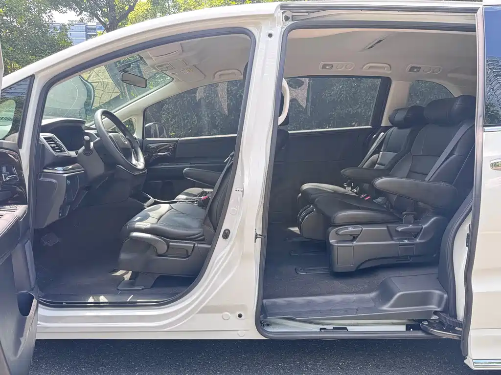Honda Odyssey — миниатюра 8