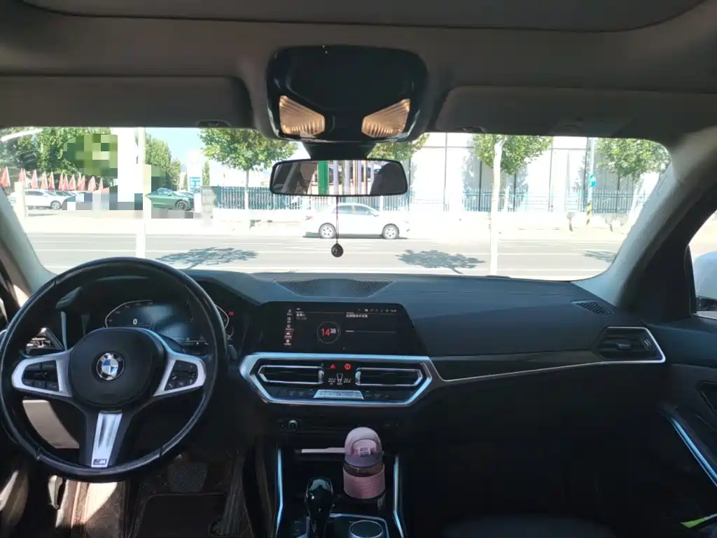 BMW 3 Series — миниатюра 9
